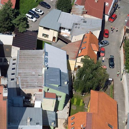Penzion U Vinoteky Nymburk Εξωτερικό φωτογραφία